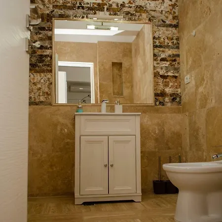 Penthouse Premium Mamaia Nord アパート